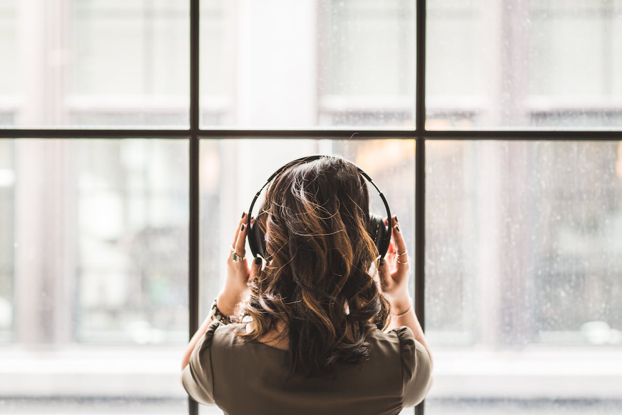 Emotional Well-Being and Reduced Stress: How Relaxing Music Works